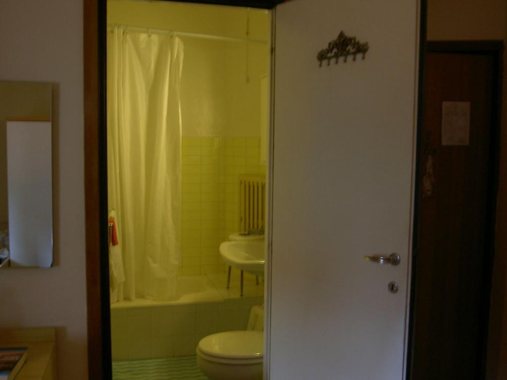 Albergo Kristina بورديغيرا المظهر الخارجي الصورة