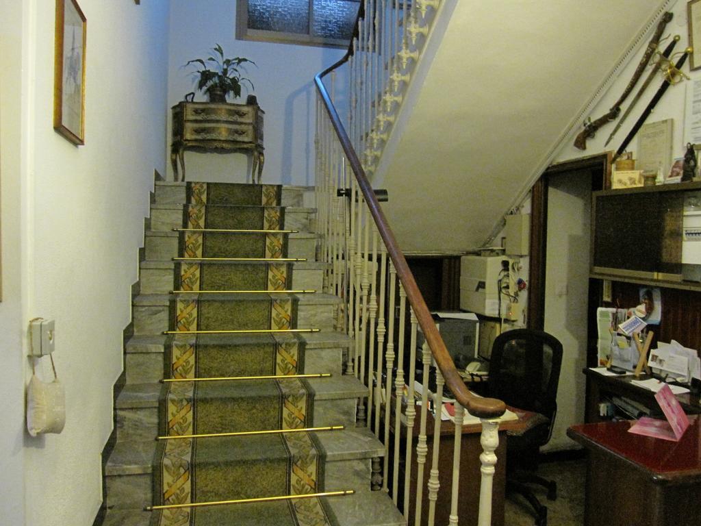 Albergo Kristina بورديغيرا المظهر الخارجي الصورة