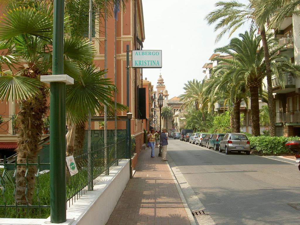 Albergo Kristina بورديغيرا المظهر الخارجي الصورة